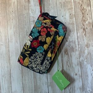 Vera Bradley floral wristlet